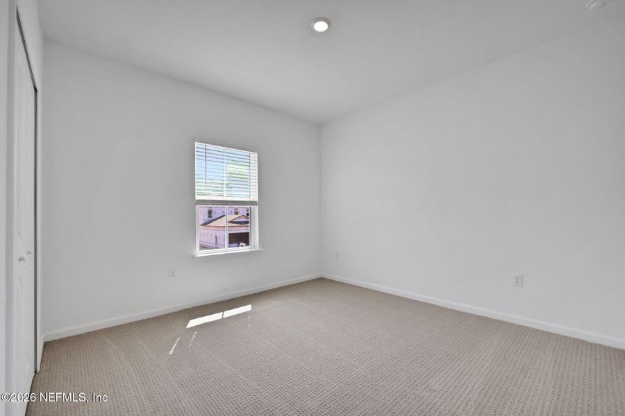 Spacious, unfurnished interior of a new home in TrailMark, St. Augustine (Image 10).