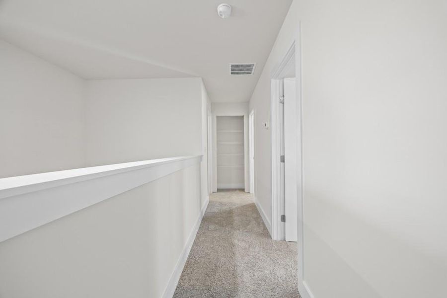 Spacious, unfurnished interior of a new home in , Hartwell (Image 23).