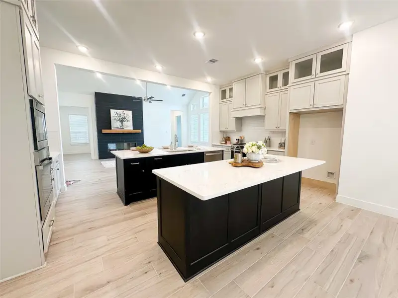 Furnished interior view inside a new home in Meridiana, Manvel (Image 8). Furnished interior view inside a new home in Meridiana, Manvel (Image 8).