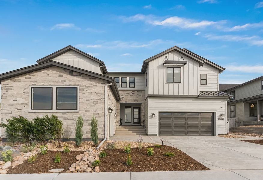 Amelia Model Exterior - 1 of 13