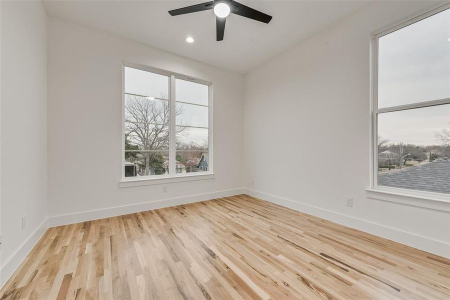 Spacious, unfurnished interior of a new home in , Dallas (Image 25).