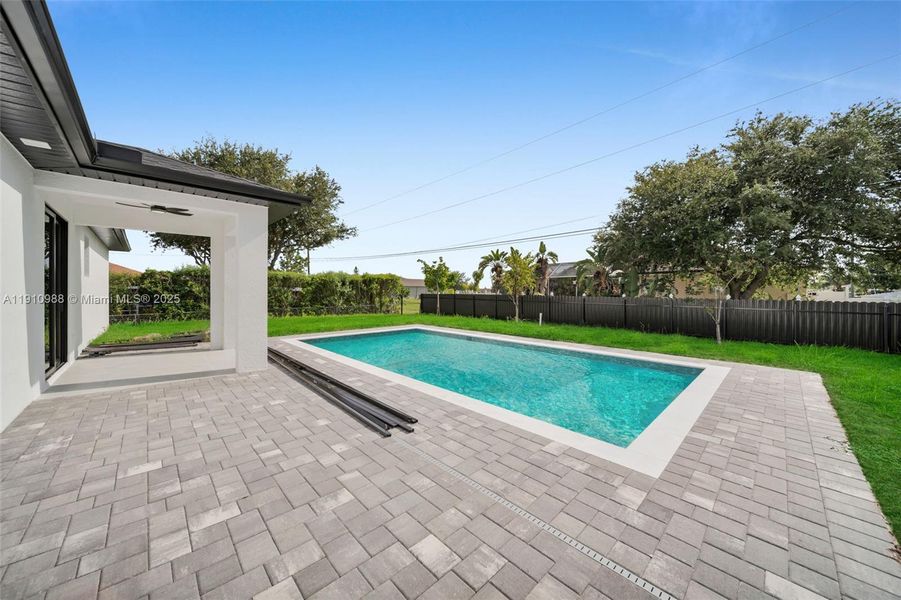 Exterior details and patio area of a home in , Cape Coral (Image 19). Exterior details and patio area of a home in , Cape Coral (Image 19).