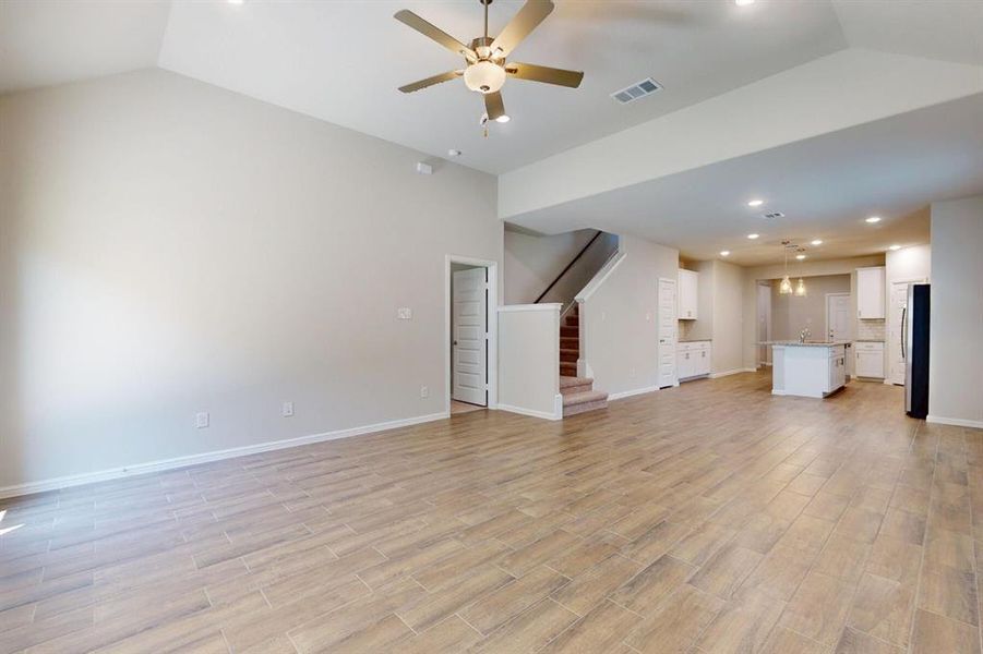 Spacious, unfurnished interior of a new home in ValleyBrooke, Mesquite (Image 28). Spacious, unfurnished interior of a new home in ValleyBrooke, Mesquite (Image 28).