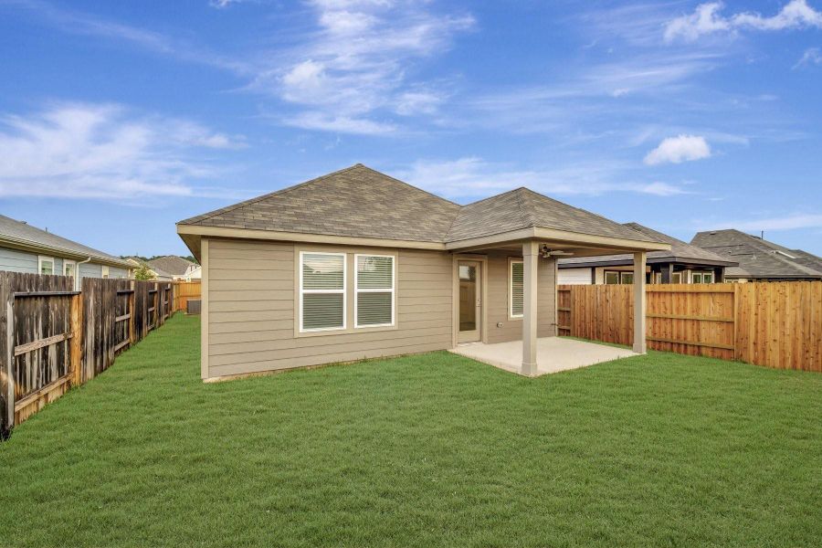 Exterior details and patio area of a home in Lone Star Landing, Montgomery (Image 4).