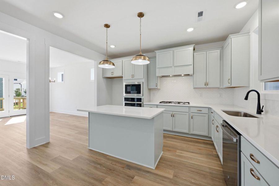 007_WFP-2874 Kitchen - Medium