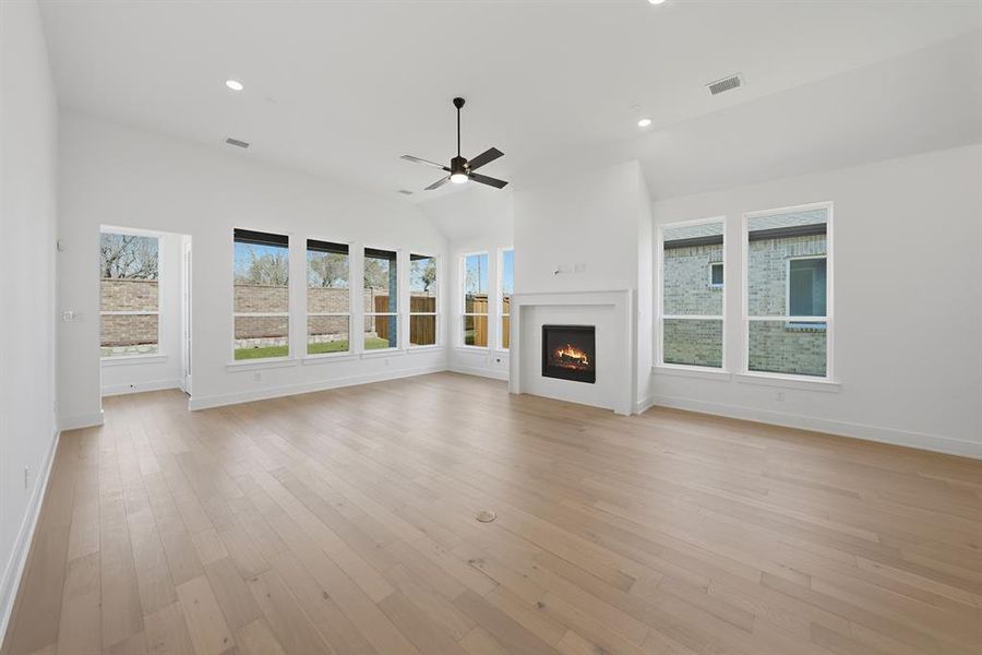 Spacious, unfurnished interior of a new home in Devonshire, Forney (Image 18).
