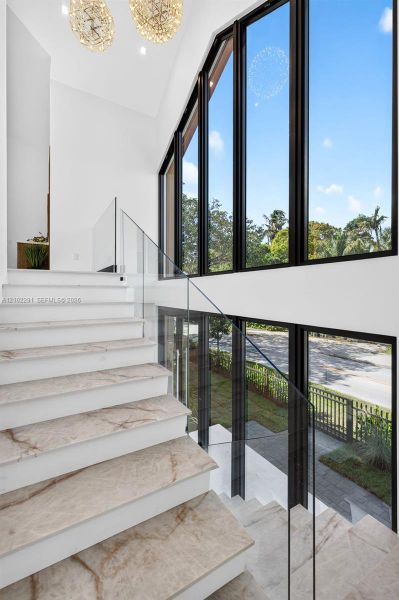 Spacious, unfurnished interior of a new home in , Fort Lauderdale (Image 20). Spacious, unfurnished interior of a new home in , Fort Lauderdale (Image 20).