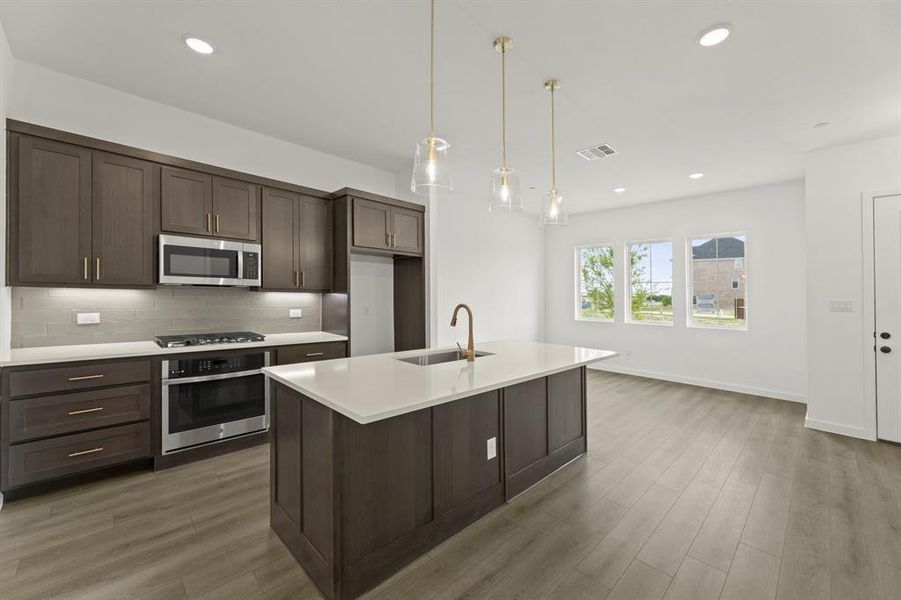 11. 835 Perdernales - Kitchen (3)