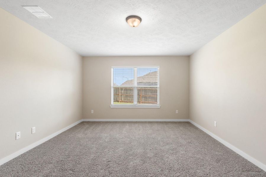 Spacious, unfurnished interior of a new home in , Caldwell (Image 19).