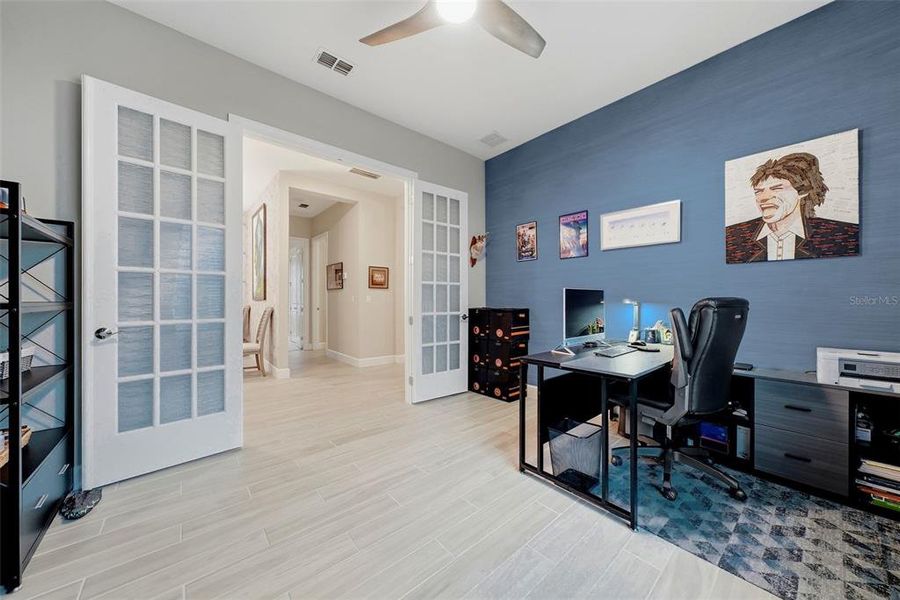 Furnished interior view inside a new home in , Palmetto (Image 7). Furnished interior view inside a new home in , Palmetto (Image 7).