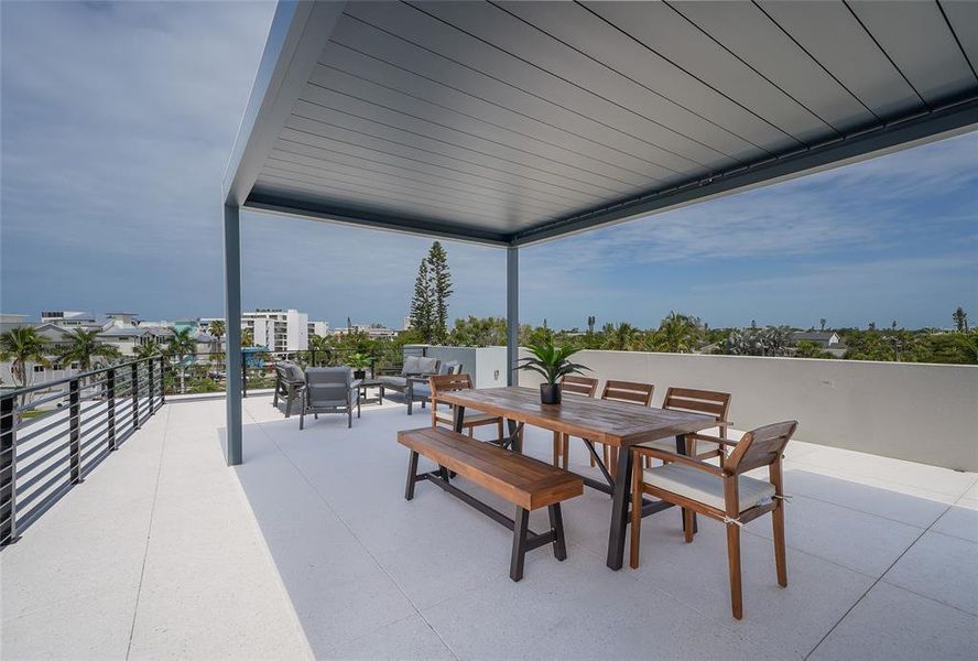 Exterior details and patio area of a home in , Sarasota (Image 28).