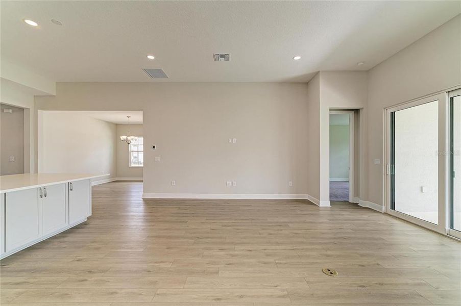 Spacious, unfurnished interior of a new home in Caldera, Spring Hill (Image 21).