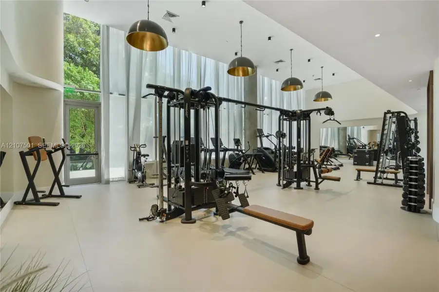 Community amenities in , Miami (Image 46).