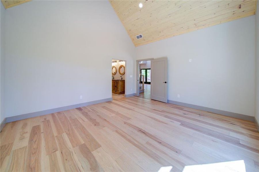 Spacious, unfurnished interior of a new home in , Dawsonville (Image 37).
