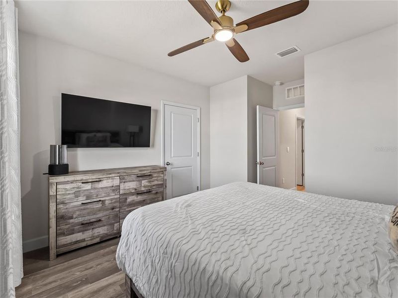 Furnished interior view inside a new home in Star Farms at Lakewood Ranch, Bradenton (Image 38).
