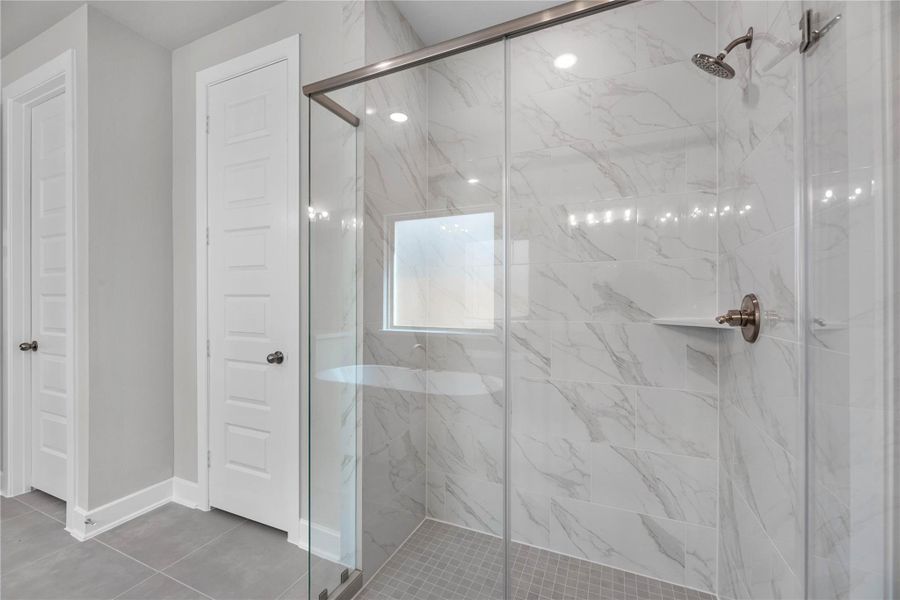 Representative image. Features, specifications, selections and colors may vary. Representative image. Features, specifications, selections and colors may vary.