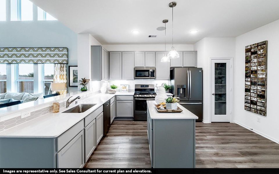 Furnished interior view inside a new home in Pecan Estates, Crosby (Image 9).