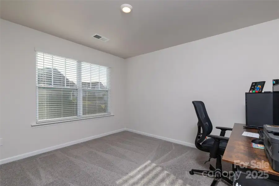 Image 24 of a home in . Image 24 of a home in .