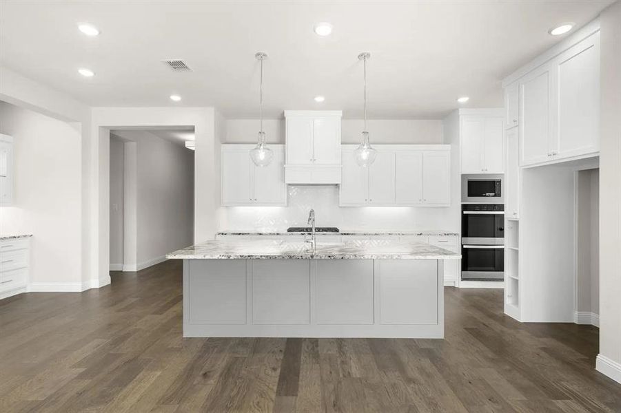 The Brynlee II B Kitchen The Brynlee II B Kitchen