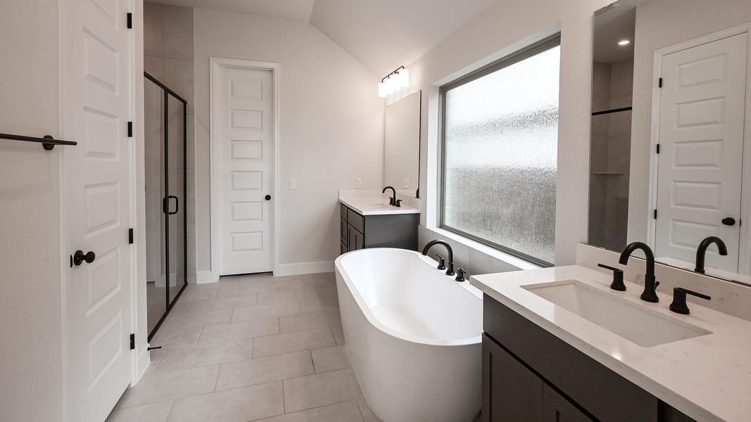 Furnished interior view inside a new home in Juniper Springs, Lockhart (Image 11).