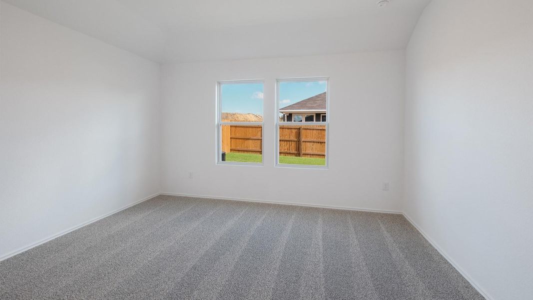 Spacious, unfurnished interior of a new home in Durango, Mustang Ridge (Image 22).