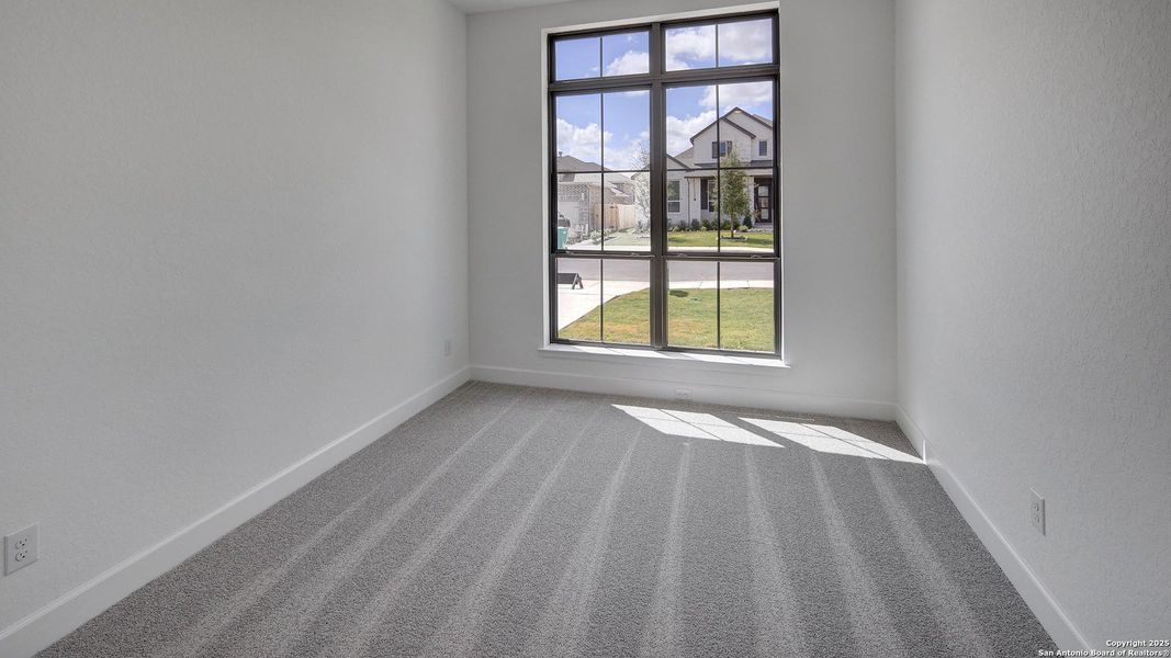 Spacious, unfurnished interior of a new home in Alsatian Oaks 60', Castroville (Image 14). Spacious, unfurnished interior of a new home in Alsatian Oaks 60', Castroville (Image 14).
