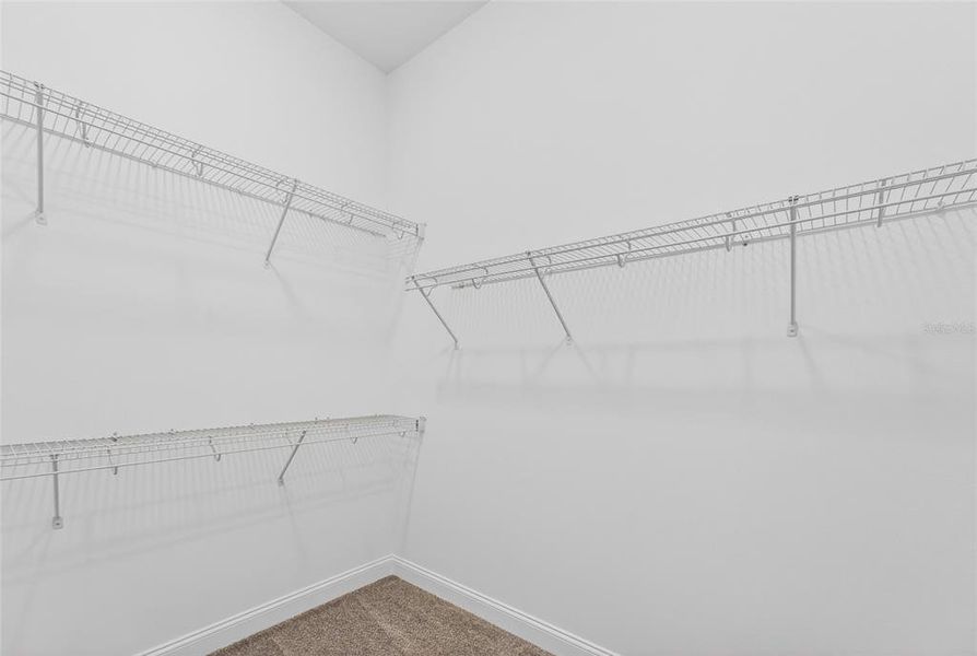 Spacious, unfurnished interior of a new home in , Winter Garden (Image 36).