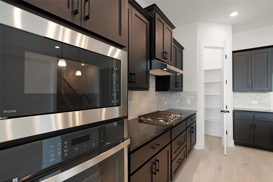REPRESENTATIVE OF FLOOR PLAN ONLY REPRESENTATIVE OF FLOOR PLAN ONLY