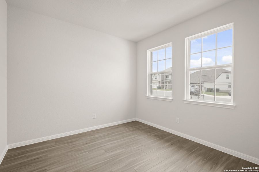 Spacious, unfurnished interior of a new home in Cinco Lakes, San Antonio (Image 15). Spacious, unfurnished interior of a new home in Cinco Lakes, San Antonio (Image 15).
