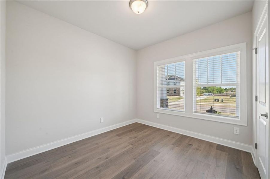 Spacious, unfurnished interior of a new home in River Pointe, Monroe (Image 27).