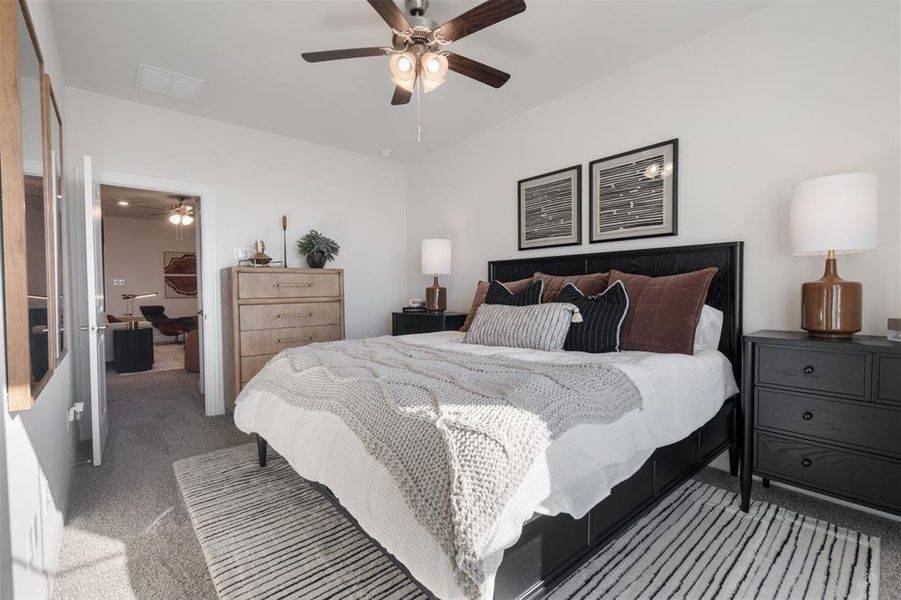 Furnished interior view inside a new home in Waterbend, Euless (Image 4).