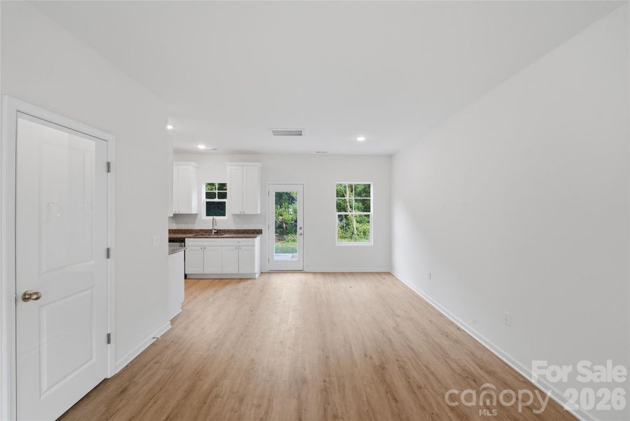 Spacious, unfurnished interior of a new home in , Statesville (Image 10).
