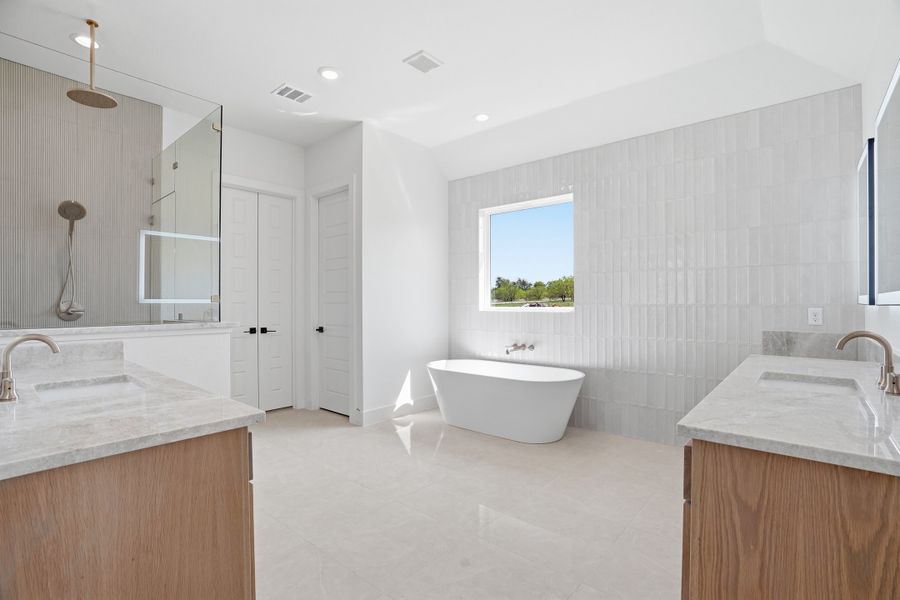 Furnished interior view inside a new home in Summit Ranch, Aledo (Image 17).