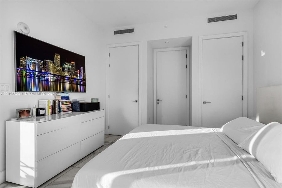 Furnished interior view inside a new home in Missoni Baia, Miami (Image 13). Furnished interior view inside a new home in Missoni Baia, Miami (Image 13).