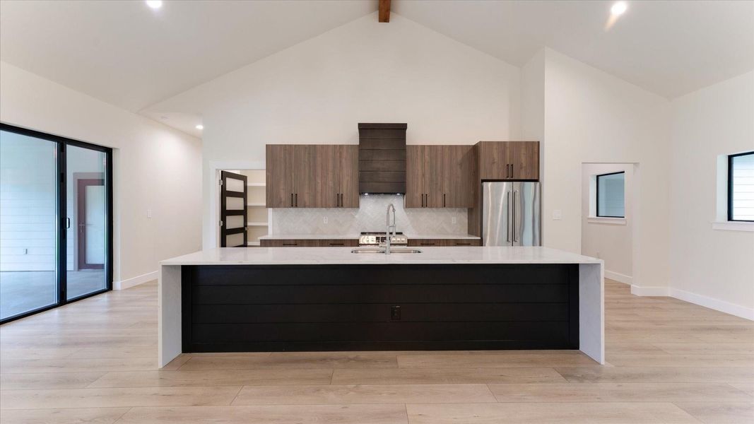 Furnished interior view inside a new home in , Conroe (Image 6).