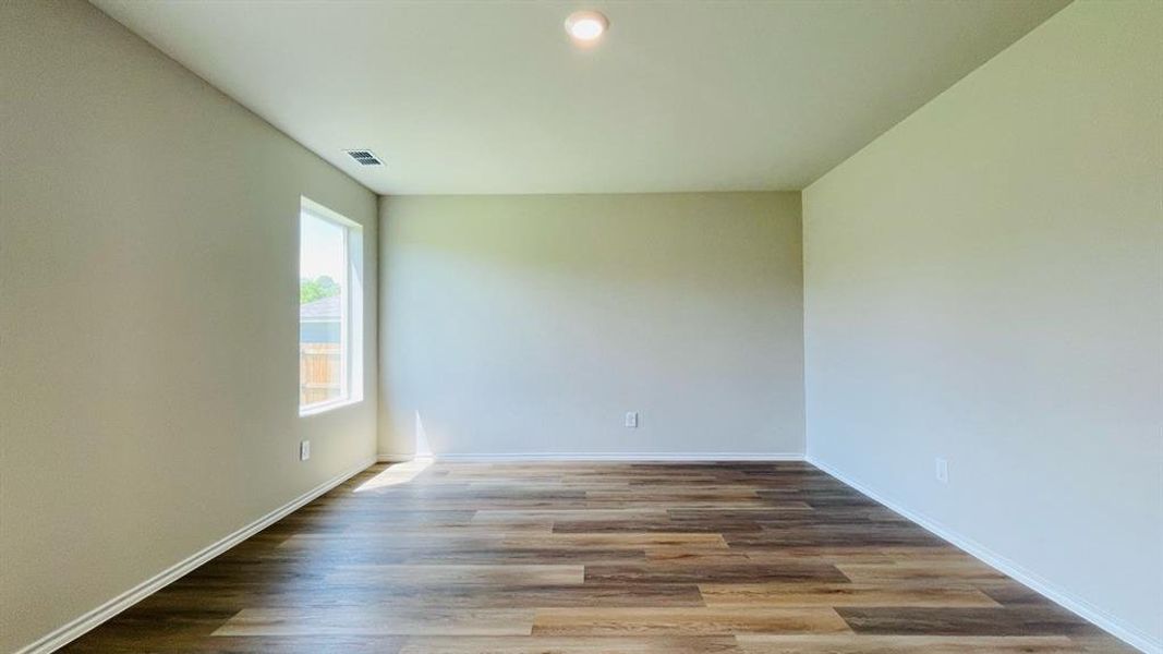 Spacious, unfurnished interior of a new home in Sunnycreek, Crowley (Image 12). Spacious, unfurnished interior of a new home in Sunnycreek, Crowley (Image 12).