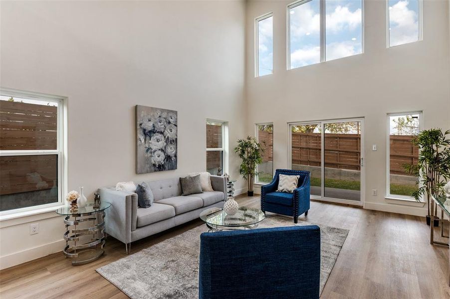 Furnished interior view inside a new home in , Dallas (Image 13).