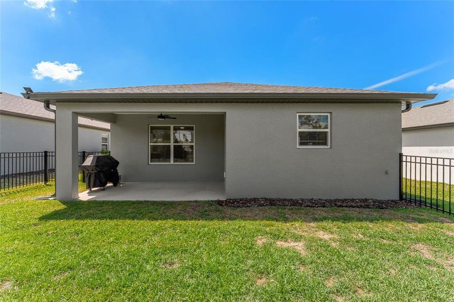 Exterior details and patio area of a home in Del Webb Stone Creek, Ocala (Image 3).
