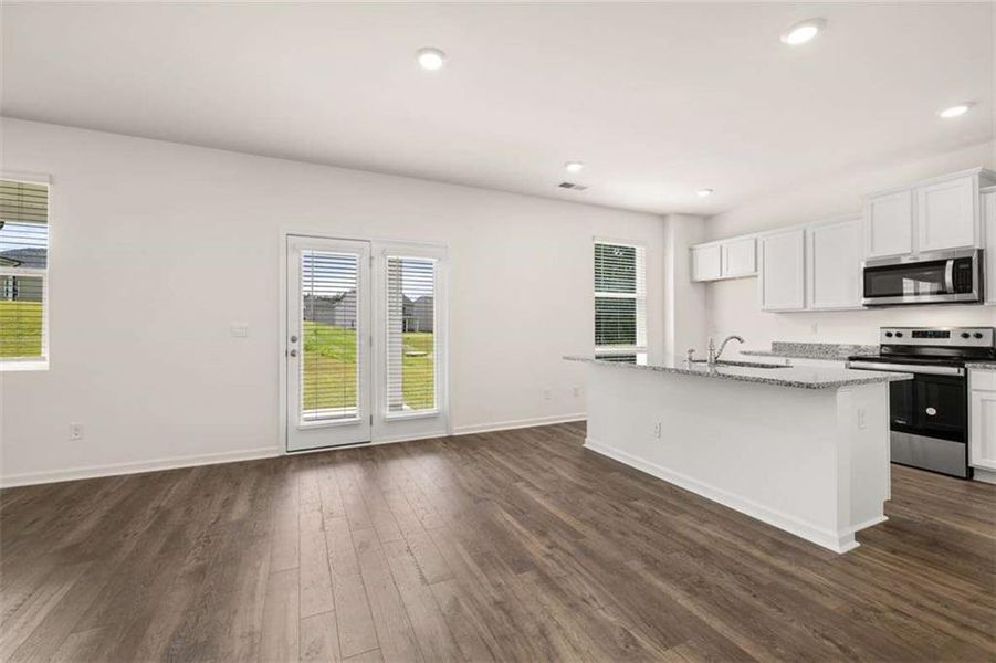 Spacious, unfurnished interior of a new home in Champion's Run, Lithonia (Image 18). Spacious, unfurnished interior of a new home in Champion's Run, Lithonia (Image 18).