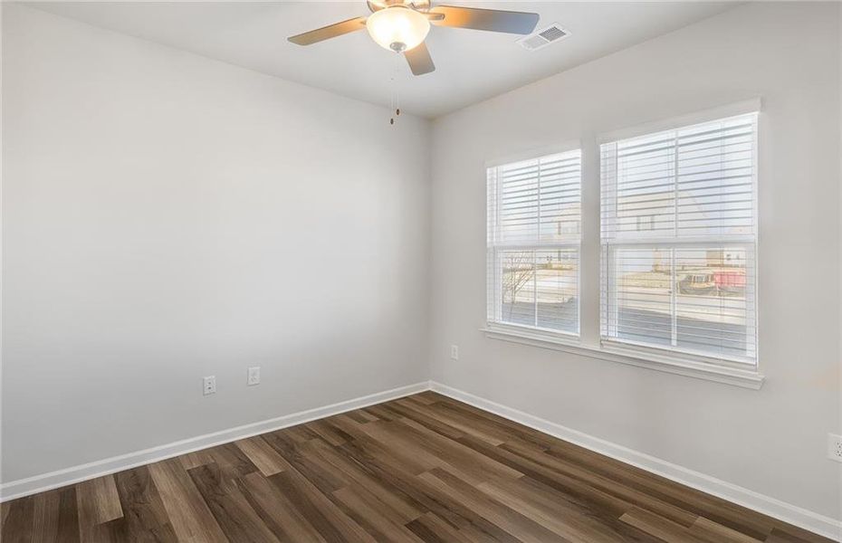 Spacious, unfurnished interior of a new home in Anderson Point, McDonough (Image 10).