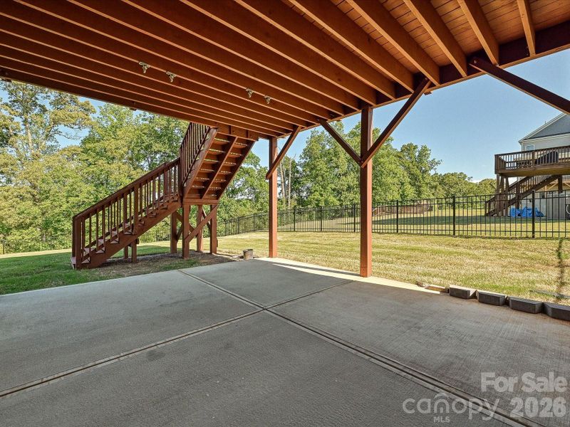 Community amenities in , Mooresville (Image 36).