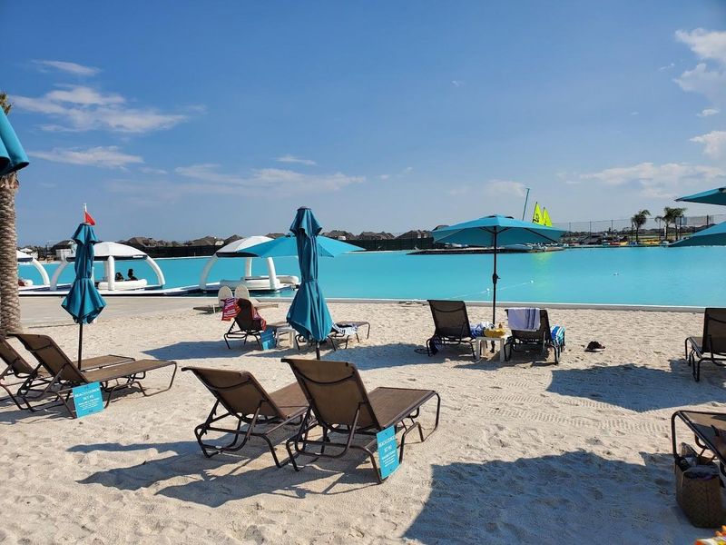 Community amenities in Lago Mar, Texas City (Image 43).