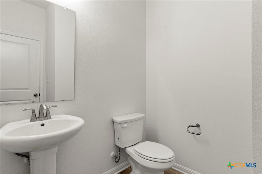 Furnished interior view inside a new home in Crosswinds, Kyle (Image 16).