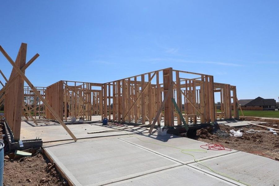 Every foundation at DWH is engineered and it’s inspected three times! We do not do “batch” testing. Rest easy knowing your foundation comes with a 10 year warranty. Every foundation at DWH is engineered and it’s inspected three times! We do not do “batch” testing. Rest easy knowing your foundation comes with a 10 year warranty.