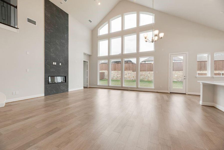 Spacious, unfurnished interior of a new home in Monterra, Fate (Image 27).