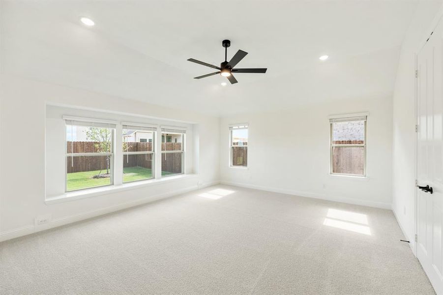 Spacious, unfurnished interior of a new home in Wildflower Ranch 60-65, Justin (Image 29). Spacious, unfurnished interior of a new home in Wildflower Ranch 60-65, Justin (Image 29).