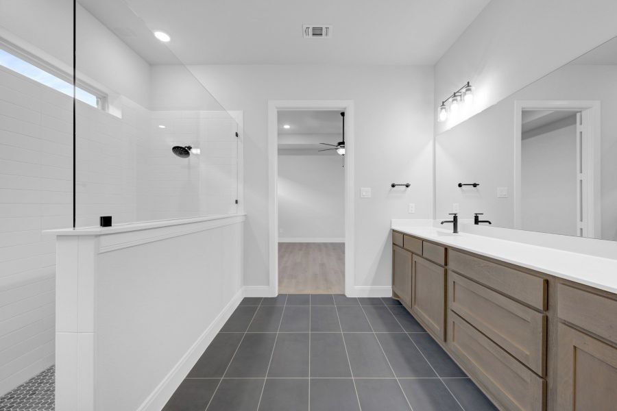 Owner's Bath Owner's Bath