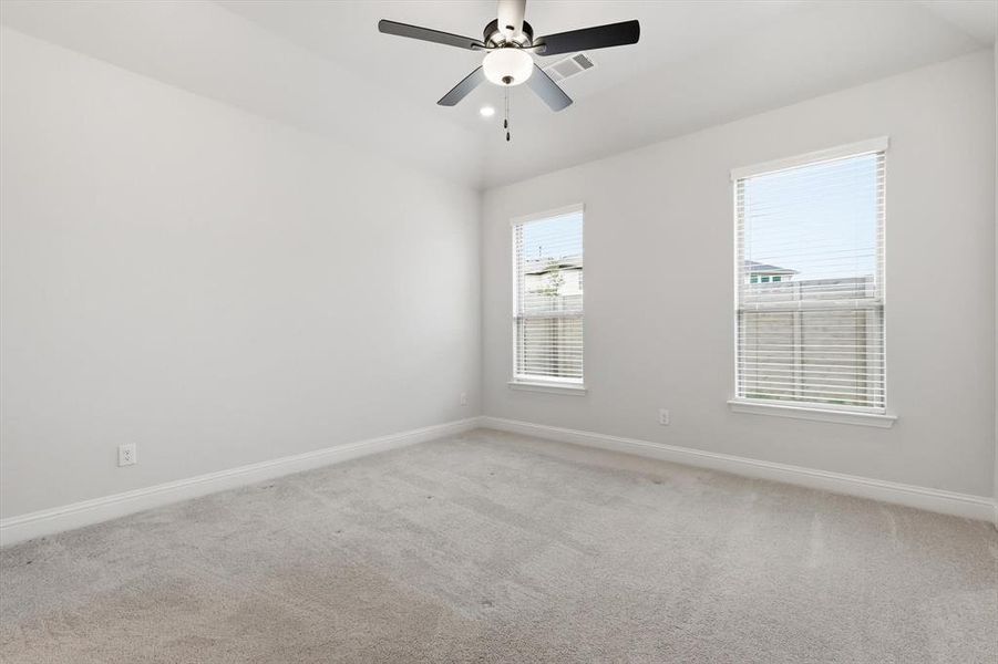 Spacious, unfurnished interior of a new home in Harvest, Argyle (Image 19).