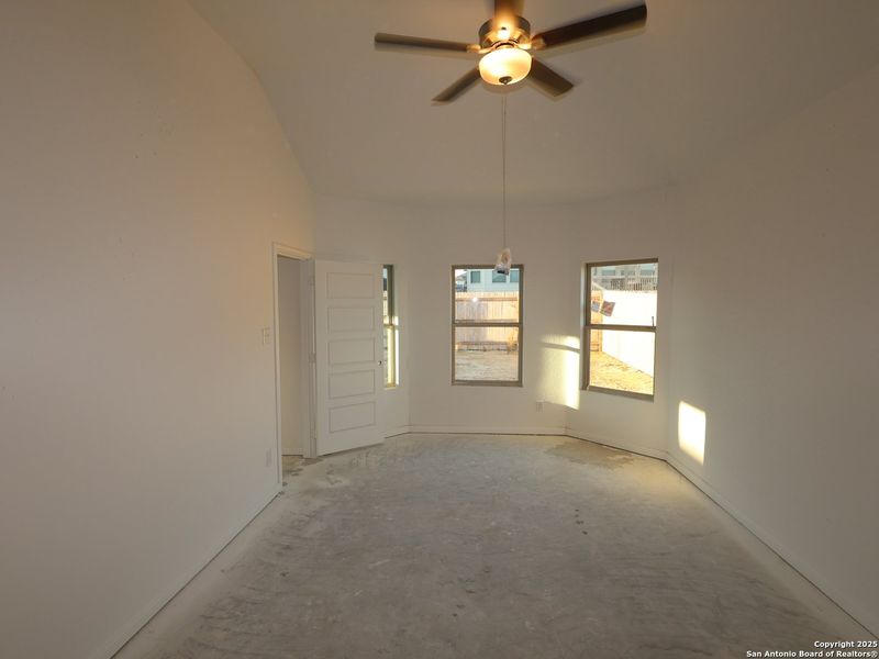 Image 35 of a home in Greenspoint Heights.