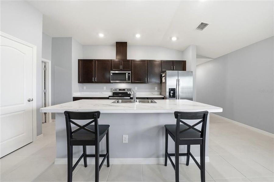 Furnished interior view inside a new home in Magnolia Creek, Riverview (Image 11). Furnished interior view inside a new home in Magnolia Creek, Riverview (Image 11).